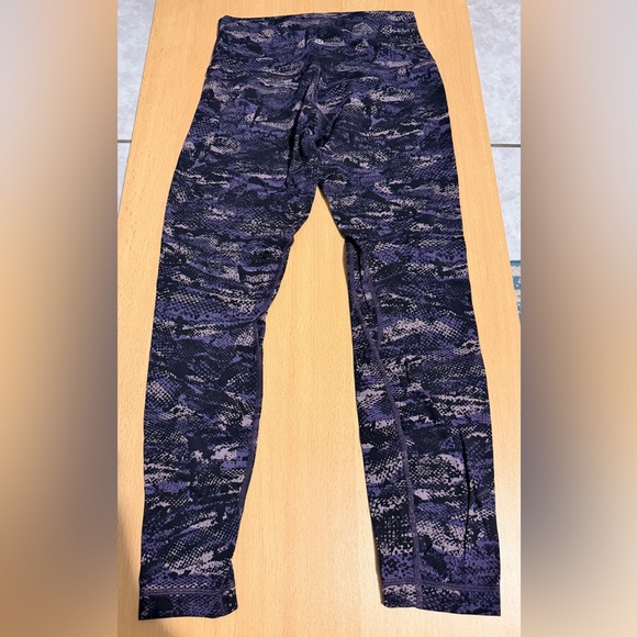 Lululemon Leggings - Picture 5 of 6